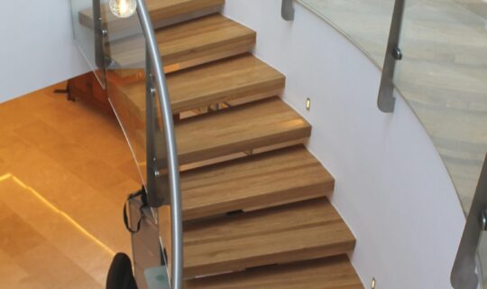 Cantilever staircase timber tread