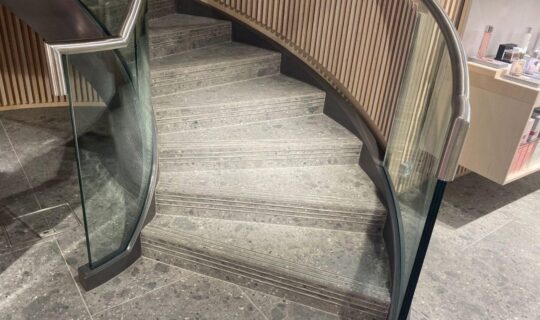Victorinox Helical Closed Stone Treads