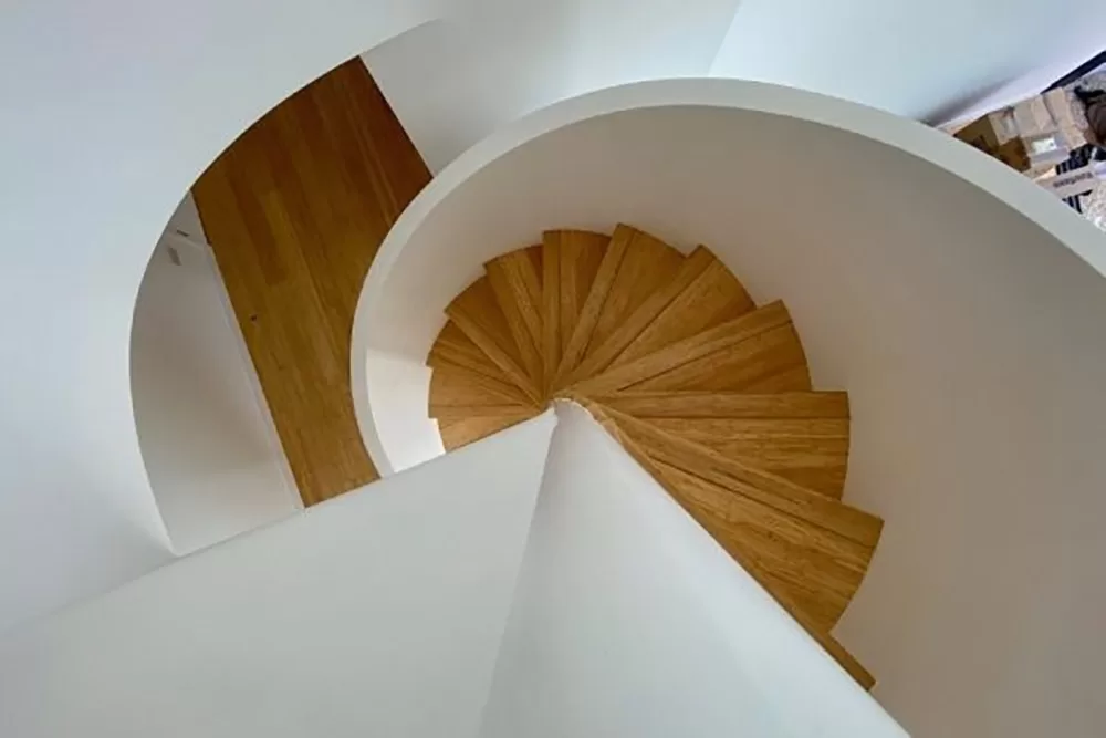 Highmead interior spiral feature