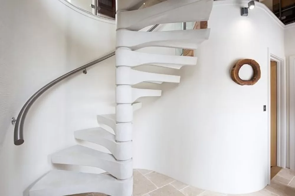 Nanfan interior spiral stair