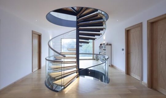 Venton Gassic spiral stairs