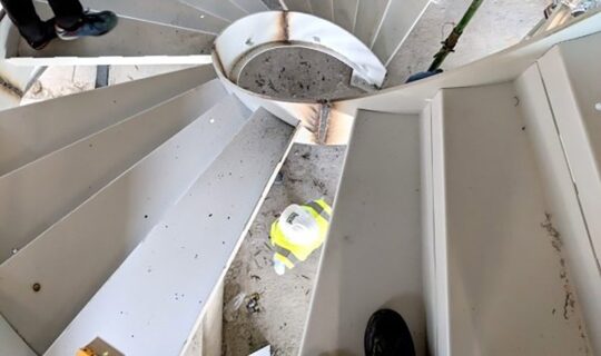 Staircase manufacturer on site
